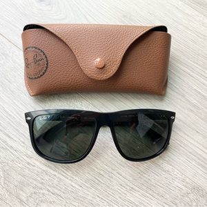 Authentic Ray-Ban RB4147 601 58 Black - Large